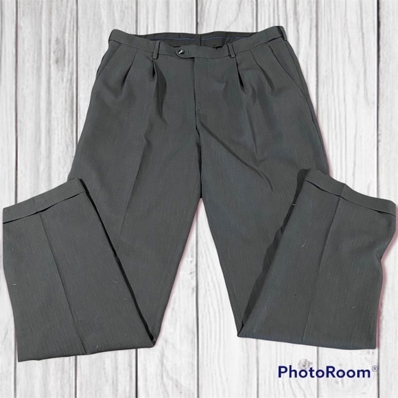 Croft & Barrow Grey/Gray Dress Pants - Picture 1 of 9